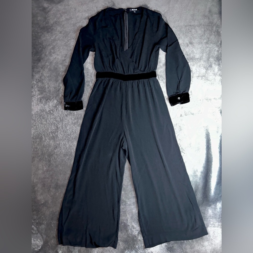 Madewell Size 4 Black Velvet Trimmed Deep V Plunge Long Sleeve Jumpsuit